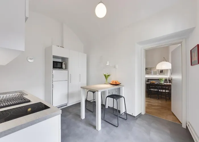 City Center Apartment With Parking